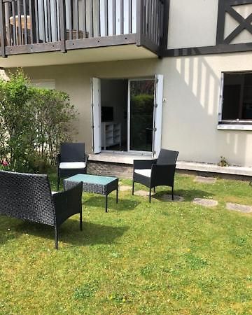 Magnifique 2P En Rez-De-Jardin Oriente Sud A 2 Pas De La Plage Cabourg Exterior photo